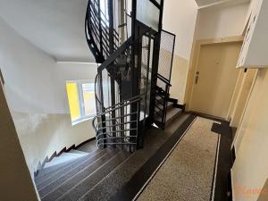 Pronájem bytu 2+kk, Praha - Bubeneč, Národní obrany, 65 m2