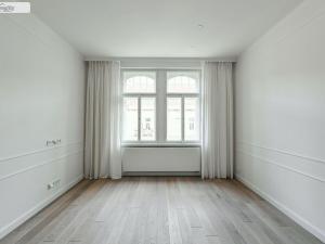 Pronájem bytu 3+kk, Praha - Vinohrady, náměstí Jiřího z Poděbrad, 93 m2