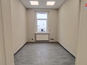 Pronájem kanceláře, Ústí nad Labem - Ústí nad Labem-centrum, Na Luhách, 14 m2