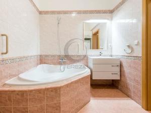 Pronájem bytu 3+kk, Praha - Dolní Měcholupy, Za kovárnou, 72 m2