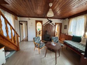 Prodej chaty, Chocerady, 100 m2