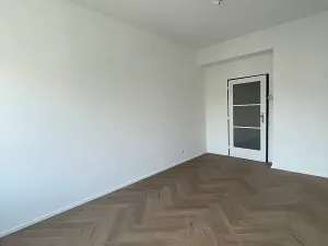 Pronájem bytu 2+kk, Praha - Břevnov, Šlikova, 47 m2