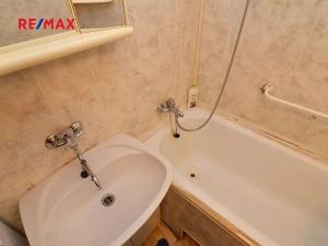 Prodej bytu 3+1, Praha - Bohnice, Eledrova, 70 m2