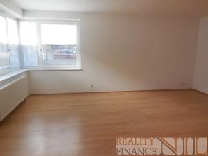 Pronájem bytu 1+kk, Plzeň, Plaská, 48 m2