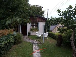 Pronájem bytu 2+kk, Dolní Zálezly, Národní fronty, 47 m2