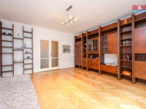 Prodej bytu 3+1, Krnov - Pod Bezručovým vrchem, Bruntálská, 68 m2