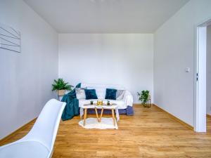 Pronájem bytu 3+1, Chomutov, Vítězslava Nezvala, 65 m2
