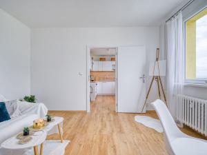 Pronájem bytu 3+1, Chomutov, Vítězslava Nezvala, 65 m2