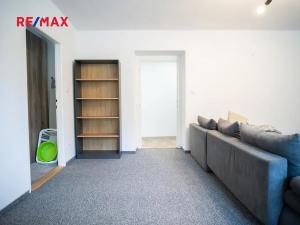 Prodej bytu 2+1, Pardubice, Sokolovská, 75 m2