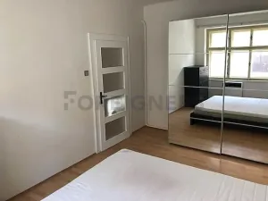 Pronájem bytu 2+1, Pardubice, Železničního pluku, 52 m2