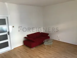Pronájem bytu 2+1, Pardubice, Železničního pluku, 52 m2