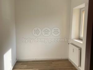 Pronájem bytu 2+kk, Náchod, Poděbradova, 32 m2