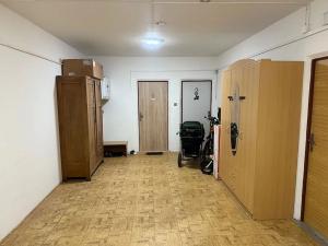 Prodej bytu 3+1, Plzeň, Toužimská, 74 m2