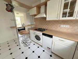 Pronájem bytu 2+1, Plzeň, Brožíkova, 62 m2
