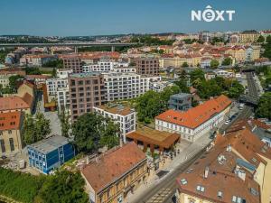 Pronájem garážového stání, Praha - Nusle, Závišova, 18 m2