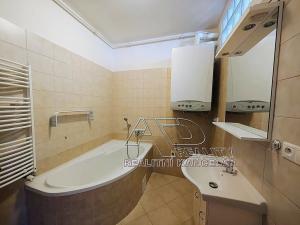 Pronájem bytu 2+1, České Budějovice, Jírovcova, 74 m2