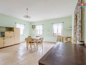 Prodej rodinného domu, Zahrádky, 200 m2