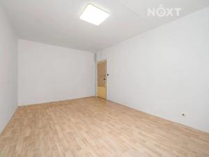 Prodej bytu 4+1, Hostinné, Sídliště, 87 m2