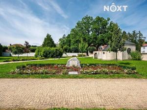 Prodej bytu 4+1, Hostinné, Sídliště, 87 m2