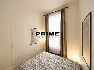 Pronájem bytu 2+1, Praha - Nové Město, Odborů, 47 m2