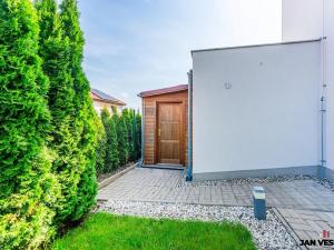 Prodej rodinného domu, Veleň, Sněžná, 144 m2