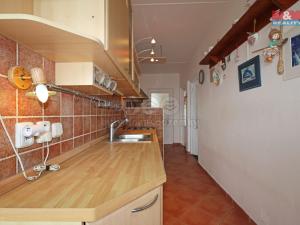 Prodej bytu 4+1, Karlovy Vary - Doubí, Modenská, 77 m2
