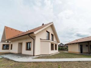 Prodej rodinného domu, Stará Huť, U Pískovny, 218 m2