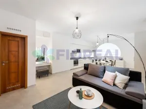 Pronájem bytu 2+kk, Praha - Nové Město, Klimentská, 62 m2