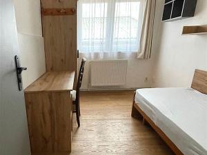 Pronájem bytu 1+kk, Roztoky, 10 m2