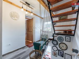 Prodej rodinného domu, Libá, 320 m2