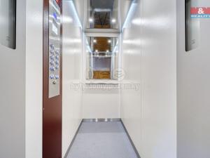 Pronájem bytu 1+1, Plzeň - Severní Předměstí, Elišky Krásnohorské, 32 m2