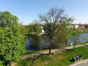 Pronájem bytu 2+1, Hradec Králové, Smetanovo nábřeží, 76 m2