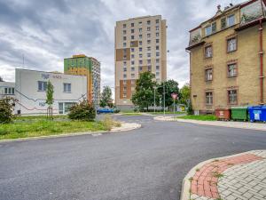 Pronájem bytu 2+1, Chomutov, Bezručova, 55 m2