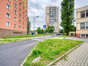Pronájem bytu 2+1, Chomutov, Bezručova, 55 m2