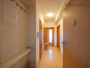 Pronájem bytu 2+kk, Praha - Kolovraty, Preislerova, 54 m2