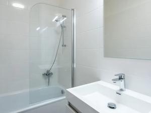 Pronájem bytu 2+1, Praha, Na Švihance, 62 m2