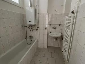 Pronájem bytu 2+1, Ostrava - Moravská Ostrava, Prokešovo náměstí, 81 m2