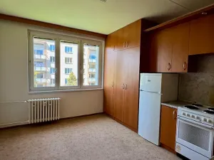 Pronájem bytu 1+1, Nové Strašecí, Křivoklátská, 37 m2