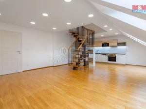 Prodej bytu 3+kk, Praha - Karlín, Křižíkova, 92 m2