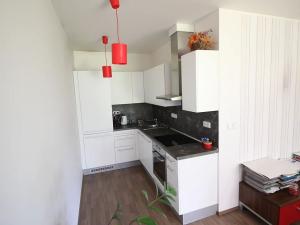 Pronájem bytu 2+kk, Praha, Štúrova, 57 m2