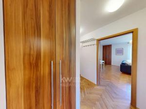 Pronájem bytu 2+kk, Praha - Vršovice, Orelská, 60 m2