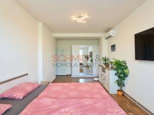 Prodej bytu 2+kk, Hustopeče, Herbenova, 59 m2