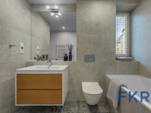 Prodej bytu 4+kk, Praha - Libeň, Zenklova, 97 m2