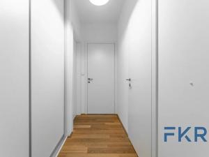 Prodej bytu 4+kk, Praha - Libeň, Zenklova, 97 m2