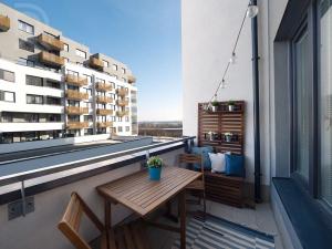 Pronájem bytu 2+kk, Praha - Dolní Měcholupy, Honzíkova, 54 m2