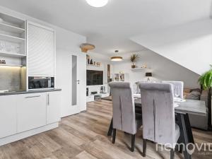 Prodej bytu 2+kk, Nehvizdy, Pražská, 66 m2