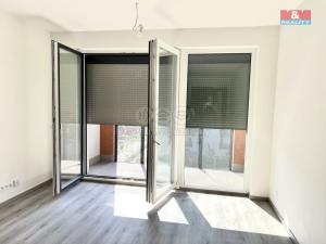 Pronájem bytu 1+kk, Praha, Otická, 34 m2