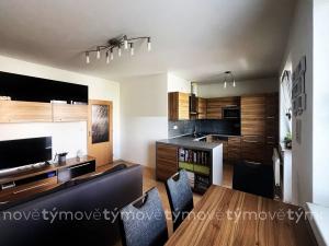 Pronájem bytu 2+kk, Pardubice, Jozefa Gabčíka, 55 m2