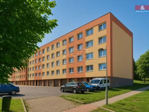 Prodej bytu 3+1, Králův Dvůr, Nad Stadionem, 72 m2