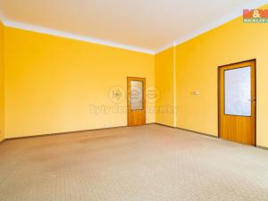 Prodej bytu 3+1, Cheb, Evropská, 118 m2